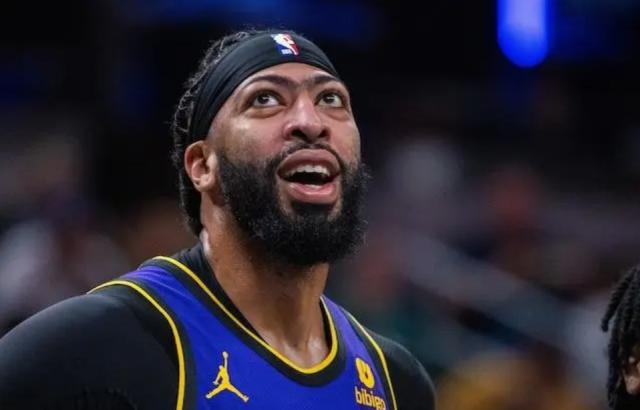 投手秘诀？浓眉投射效率下滑 雷迪克已有应对之策